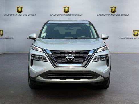 Used 2022 Nissan Rogue SV image 8