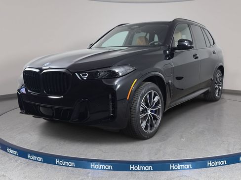 New 2026 BMW X5 xDrive50e w/ M Sport Package AWD/4WD image 1