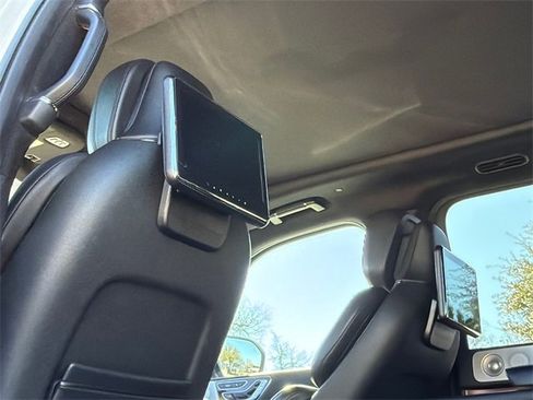 Used 2020 Lincoln Navigator Reserve w/ Equipment Group 208A Reserve image 15