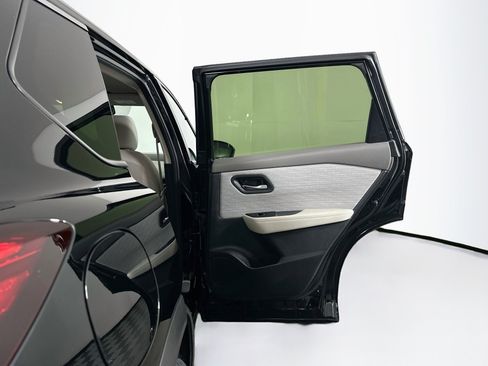 Used 2023 Nissan Rogue SV FWD image 29