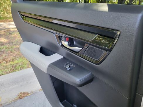 Certified 2025 Honda CR-V EX-L image 18
