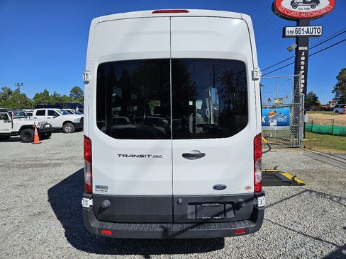 Used 2017 Ford Transit 350 XL image 6