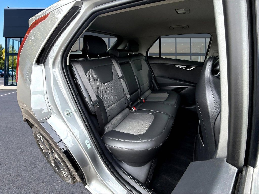 Used 2023 Kia Niro Wind w/ Wind Preserve Package FWD image 29
