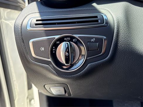 Used 2015 Mercedes-Benz C 300 Sedan image 32