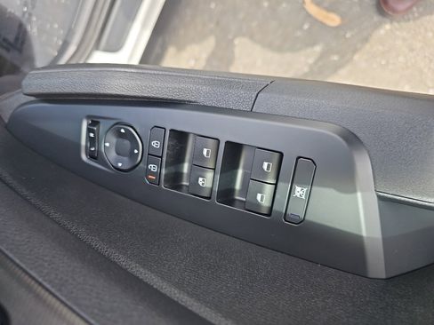 New 2026 Kia Sportage S image 9