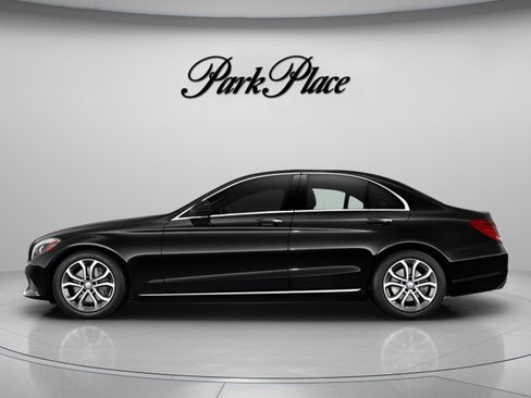 Used 2017 Mercedes-Benz C 300 Sedan image 25