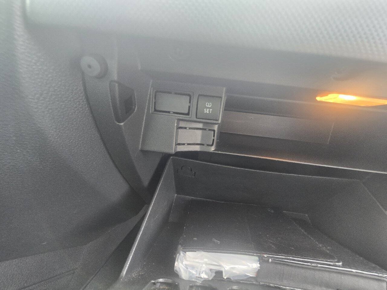 Used 2014 Volkswagen Jetta SE FWD image 37