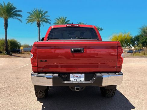 Used 2020 Toyota Tundra SR5 w/ SR5 Leather Package AWD/4WD image 4