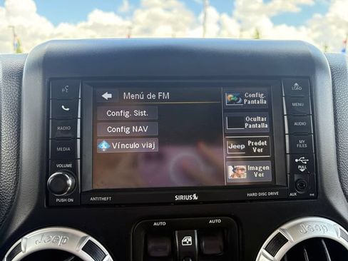 Used 2013 Jeep Wrangler Unlimited Sahara w/ Connectivity Group AWD/4WD image 19