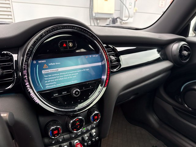 Used 2022 MINI Cooper John Cooper Works w/ Driver Assistance Package FWD image 24