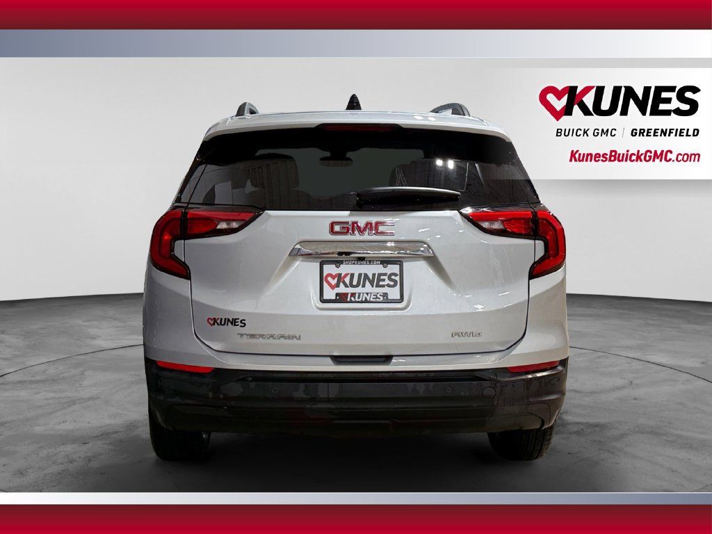 Used 2021 GMC Terrain SLE w/ Driver Convenience Package AWD/4WD image 8