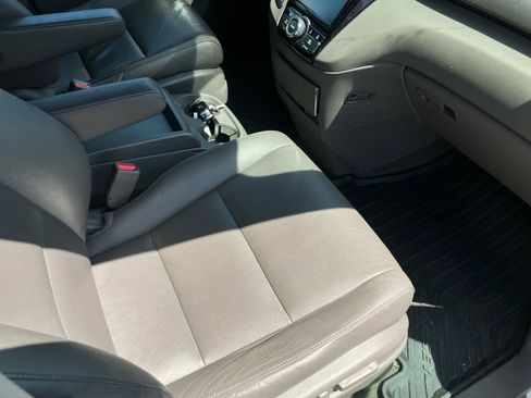 Used 2016 Honda Odyssey EX-L image 32