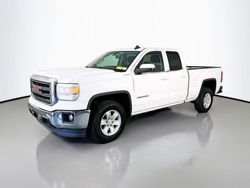 Used 2015 GMC Sierra 1500 SLE w/ SLE Value Package AWD/4WD image 3