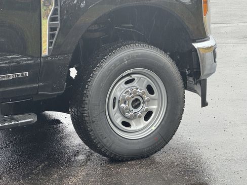 New 2026 Ford F250 XL image 7