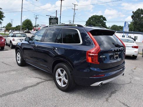 Used 2019 Volvo XC90 T5 Momentum FWD image 7