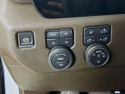 Used 2024 Chevrolet Silverado 1500 RST image 10