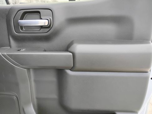 Used 2022 Chevrolet Silverado 1500 Custom image 21