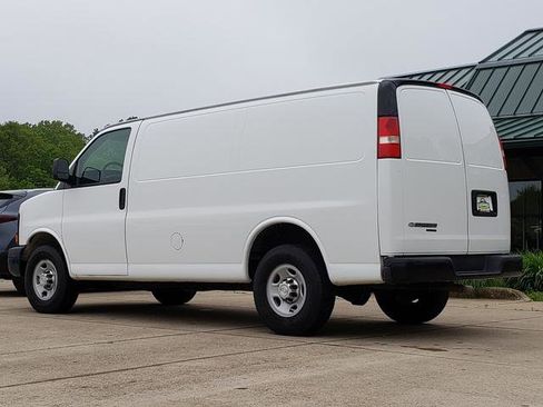 Used 2014 Chevrolet Express 3500 RWD 3500 135 image 3