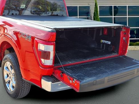 Used 2023 Ford F150 Lariat w/ FX4 Off-Road Package AWD/4WD image 35