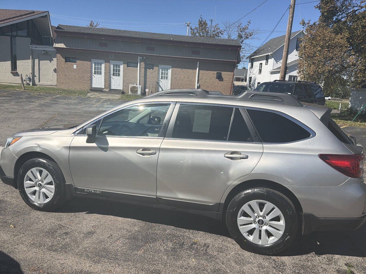 Used 2017 Subaru Outback 2.5i Premium AWD/4WD image 15