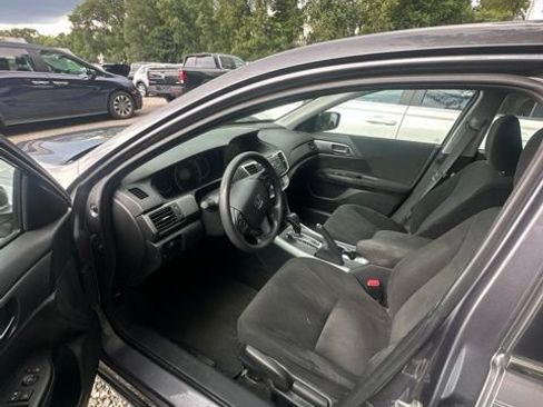 Used 2013 Honda Accord LX image 7