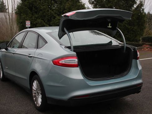 Used 2014 Ford Fusion S image 15