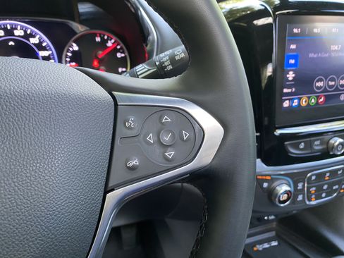 Used 2023 Chevrolet Traverse Premier w/ Redline Edition FWD image 19