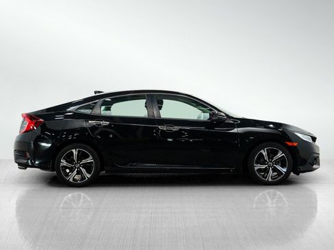 Used 2016 Honda Civic Touring image 6