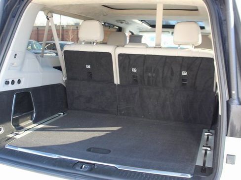 Used 2023 Jeep Grand Wagoneer L Series II w/ Premium Group II image 4