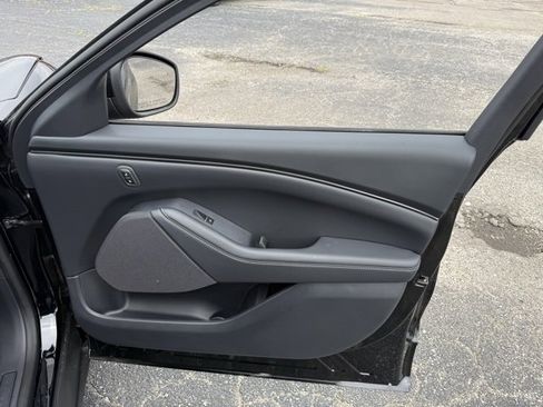New 2025 Ford Mustang Mach-E Select w/ Comfort Package Lite image 17