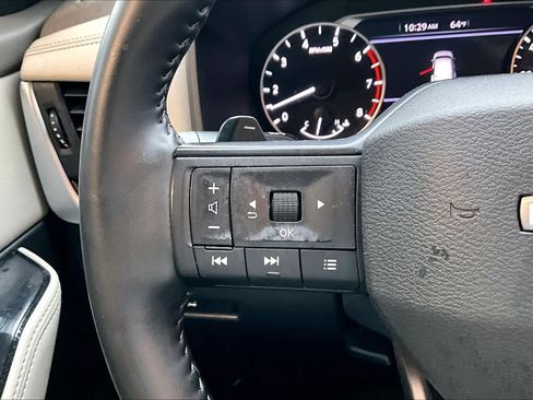 Used 2025 Nissan Rogue SV AWD/4WD image 21