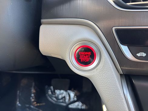 Used 2018 Honda Accord LX image 19