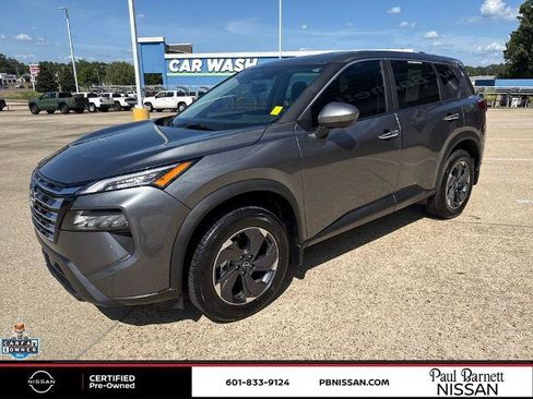 Certified 2026 Nissan Rogue SV FWD image 14