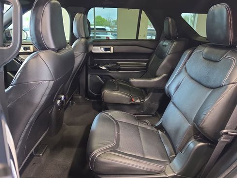 Used 2023 Ford Explorer ST w/ Equipment Group 401A AWD/4WD image 29