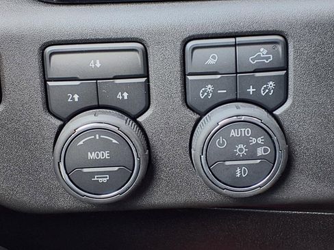 New 2025 Chevrolet Silverado 2500 LT w/ Safety Package image 9