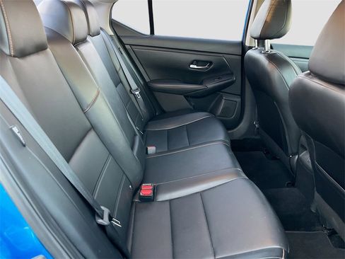 Used 2023 Nissan Sentra SR w/ SR Premium Package image 26