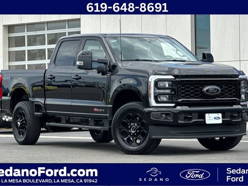 New 2026 Ford F250 Lariat w/ Black Appearance Package AWD/4WD image 1