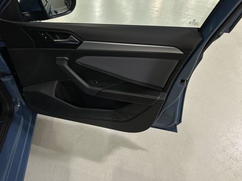 New 2026 Volkswagen Jetta SE FWD image 38