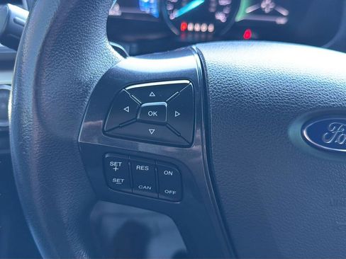 Used 2016 Ford Explorer XLT w/ Equipment Group 202A image 23