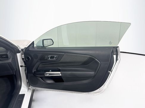 Used 2024 Ford Mustang Coupe RWD image 28