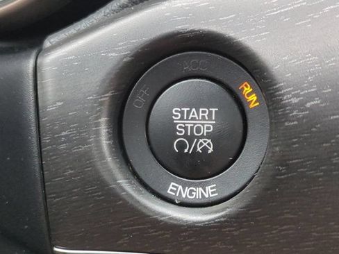 Used 2016 Jeep Grand Cherokee Limited AWD/4WD image 28