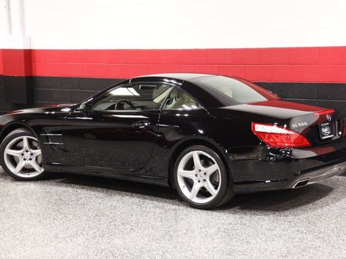 Used 2013 Mercedes-Benz SL 550 w/ Premium Pkg image 25