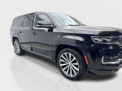 Used 2023 Jeep Grand Wagoneer Series II AWD/4WD image 12
