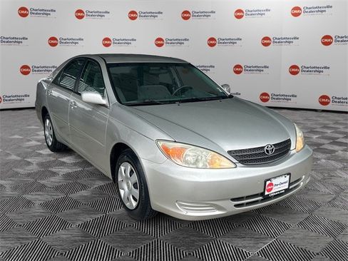 Used 2003 Toyota Camry LE image 7