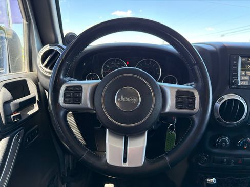 Used 2014 Jeep Wrangler Unlimited Sport AWD/4WD image 11