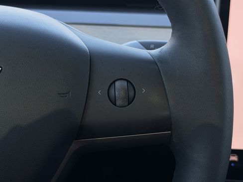 Used 2022 Tesla Model 3 Long Range image 48