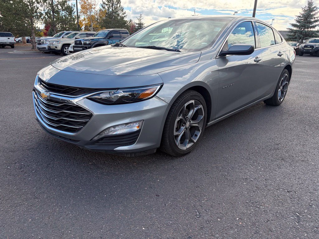 Used 2024 Chevrolet Malibu LT FWD image 3