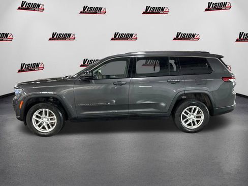 Used 2023 Jeep Grand Cherokee L Laredo image 8