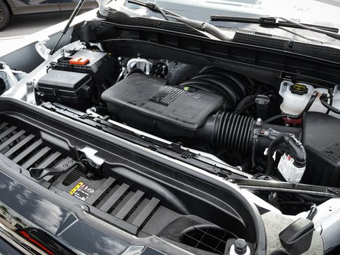 Used 2025 GMC Sierra 1500 AT4X AWD/4WD image 36