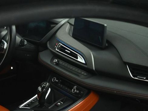 Used 2019 BMW i8 Coupe AWD/4WD image 37